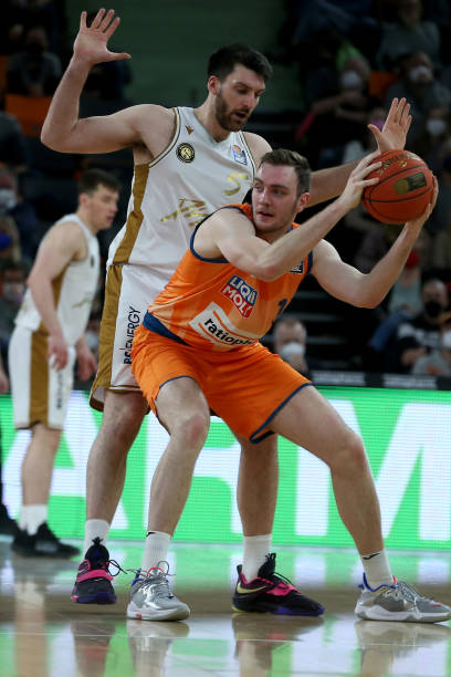 不断进步 不断进步